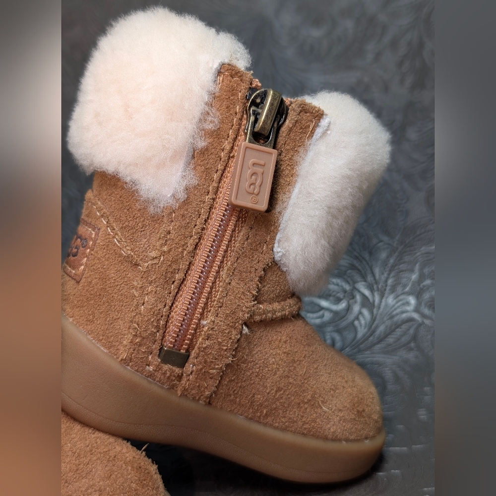 UGG Infant Size 0/1 XS Ramona Brown Suede Boots Size 0/1 XS Faux Fur Lining - Picture 11 of 12